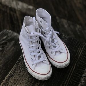 Converse white